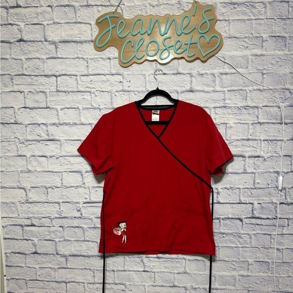 Betty Boop scrub top - Picture 1 of 9